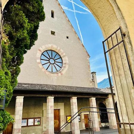 Apartmán Villareja - Grosszuegige Panorama-suite Mit Dolomitenblick, Terrasse Und Designbad Mit Freistehender Badewanne Bolzano