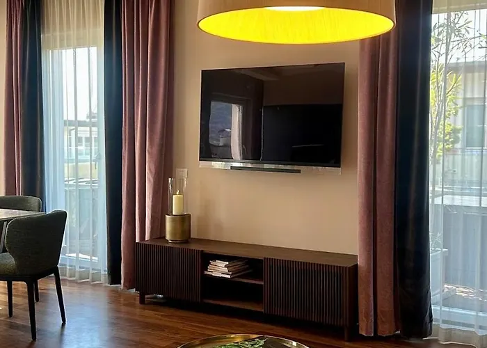 Villareja - Panorama Penthouse Mit Blick Auf Dolomiten * 博尔扎诺